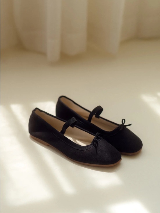 small lot co Shoes - Small Lot Co. Black Ballet Flat Size 38 - best for Women’s 9 EUC